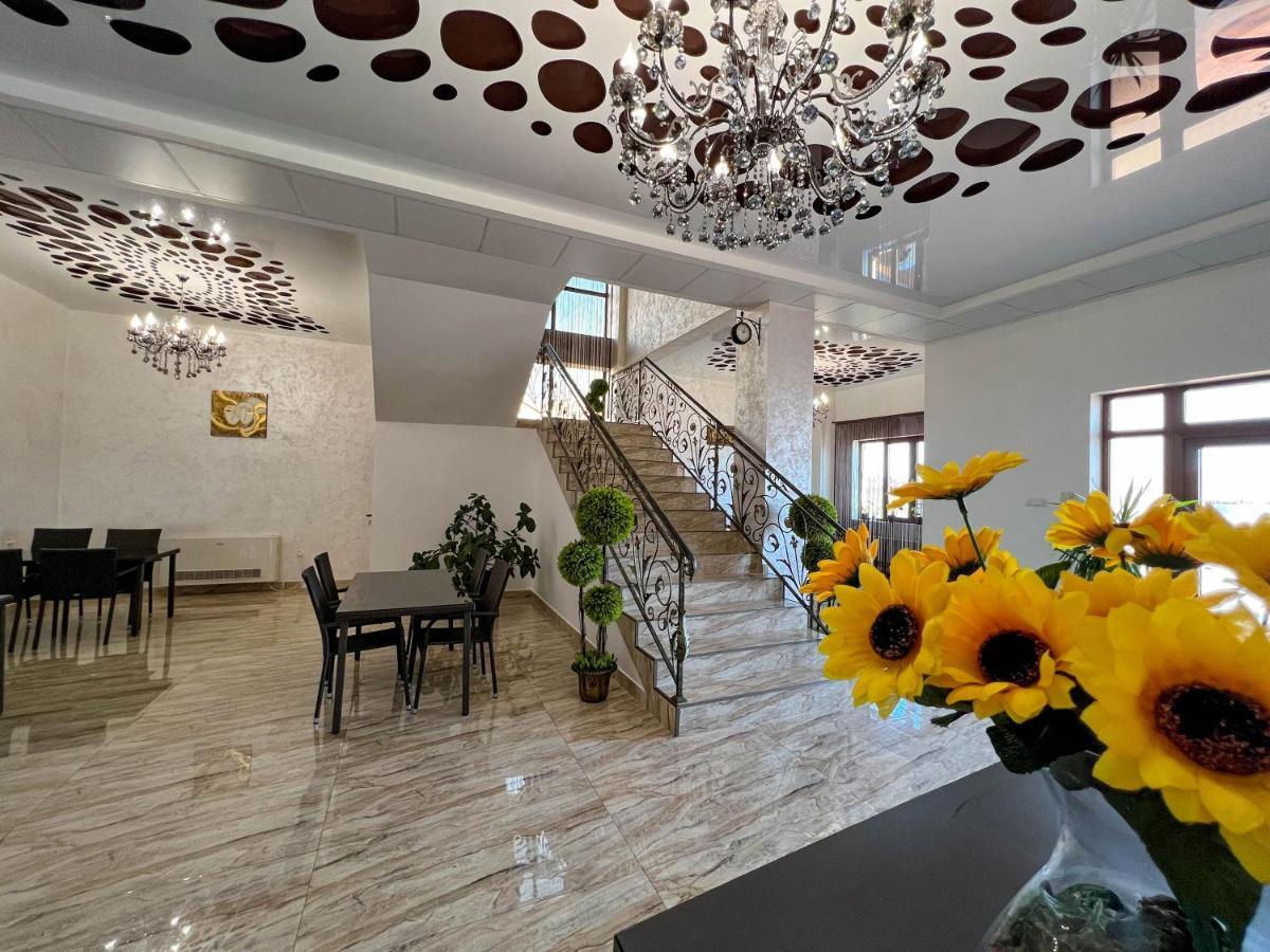 Motel Infinit Târgu Jiu Exteriér fotografie