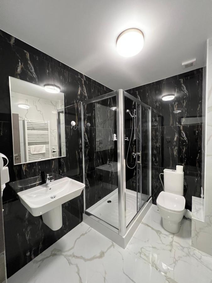 Motel Infinit Târgu Jiu Exteriér fotografie
