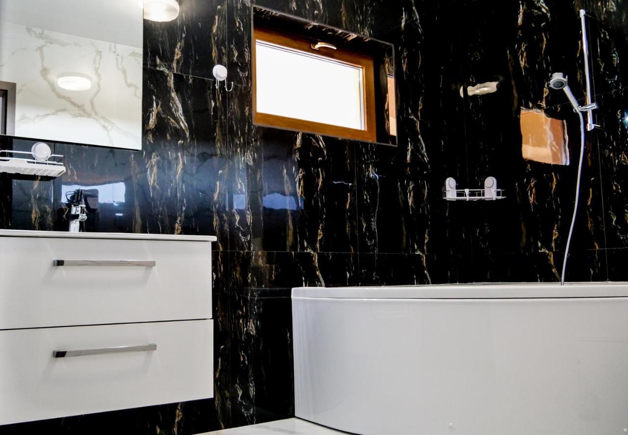 Motel Infinit Târgu Jiu Exteriér fotografie
