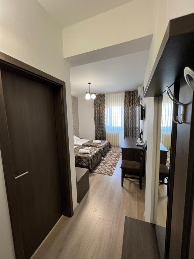 Motel Infinit Târgu Jiu Exteriér fotografie