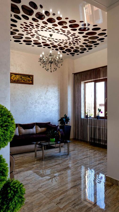 Motel Infinit Târgu Jiu Exteriér fotografie